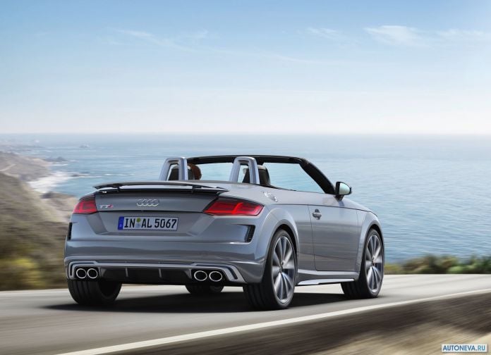 2019 Audi TTS Roadster - фотография 11 из 15