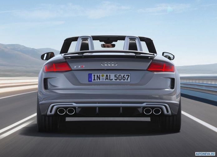 2019 Audi TTS Roadster - фотография 12 из 15