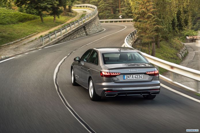 2020 Audi A4 45 TFSI Quattro S Line - фотография 13 из 25