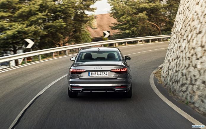 2020 Audi A4 45 TFSI Quattro S Line - фотография 14 из 25