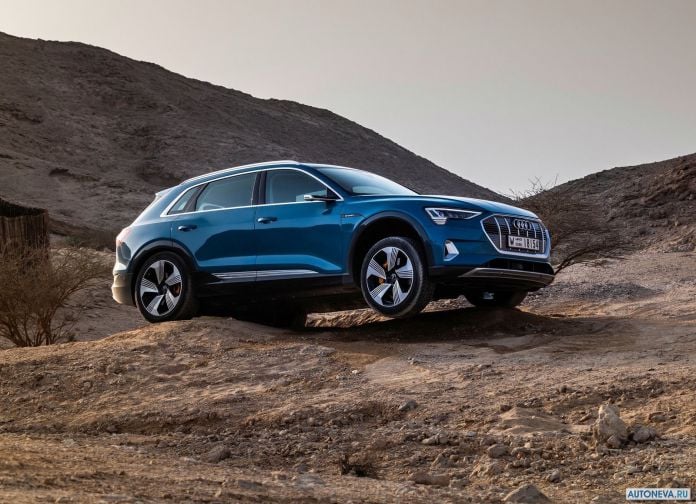 2020 Audi e-tron - фотография 4 из 255