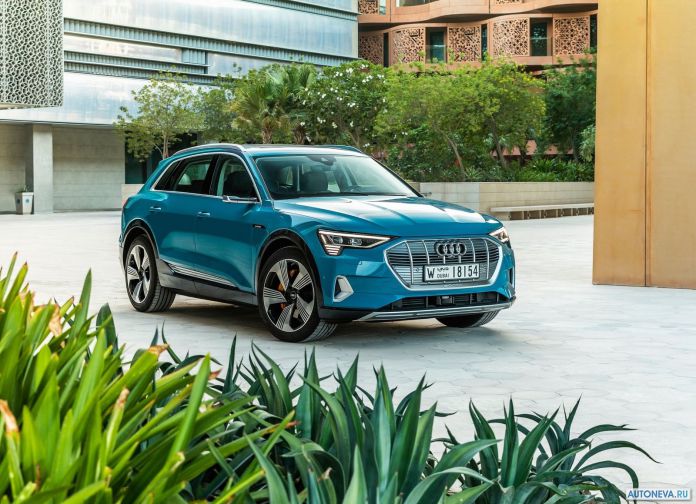 2020 Audi e-tron - фотография 10 из 255