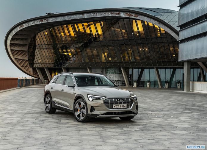 2020 Audi e-tron - фотография 39 из 255