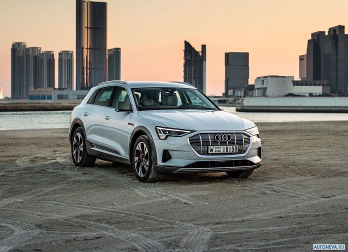 2020 Audi e-tron - фотография 44 из 255