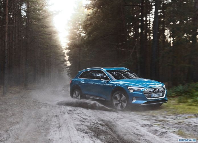 2020 Audi e-tron - фотография 61 из 255