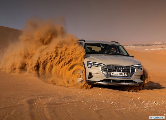 2020 Audi e-tron - фотография 67 из 255