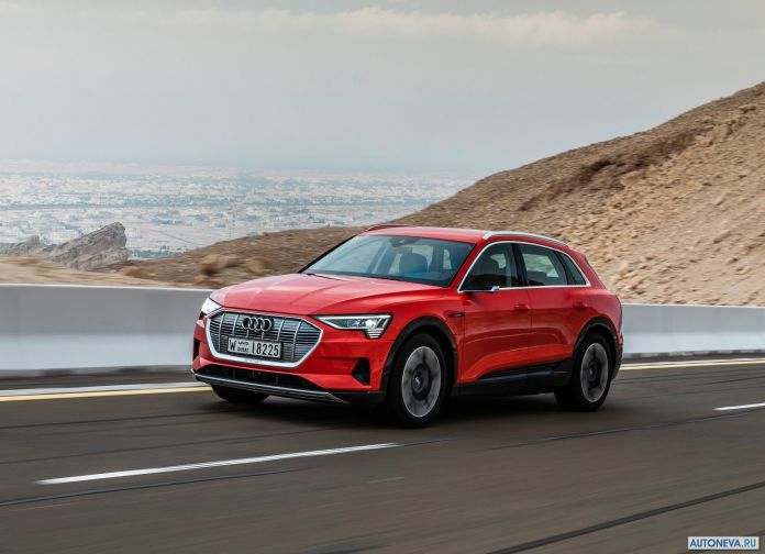 2020 Audi e-tron - фотография 84 из 255
