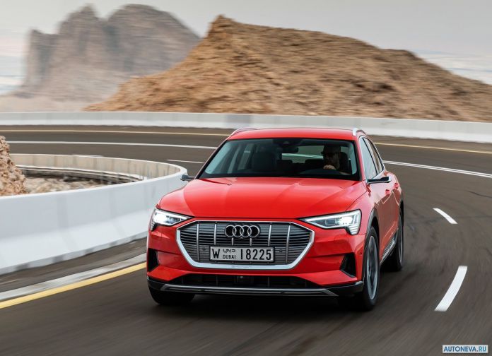 2020 Audi e-tron - фотография 86 из 255