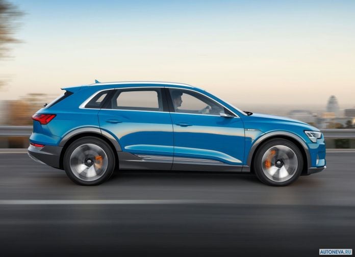 2020 Audi e-tron - фотография 101 из 255