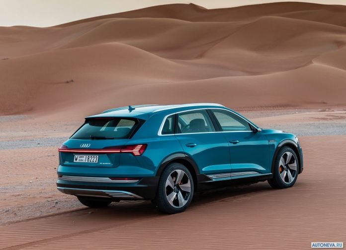 2020 Audi e-tron - фотография 105 из 255