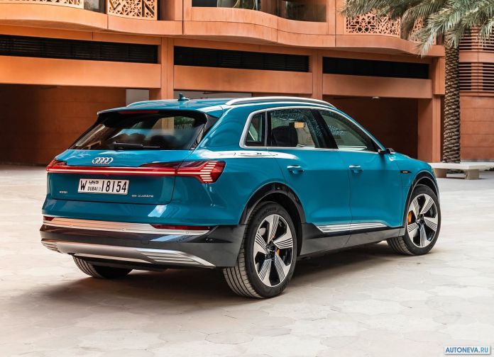 2020 Audi e-tron - фотография 107 из 255