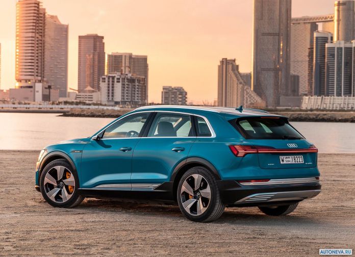 2020 Audi e-tron - фотография 112 из 255