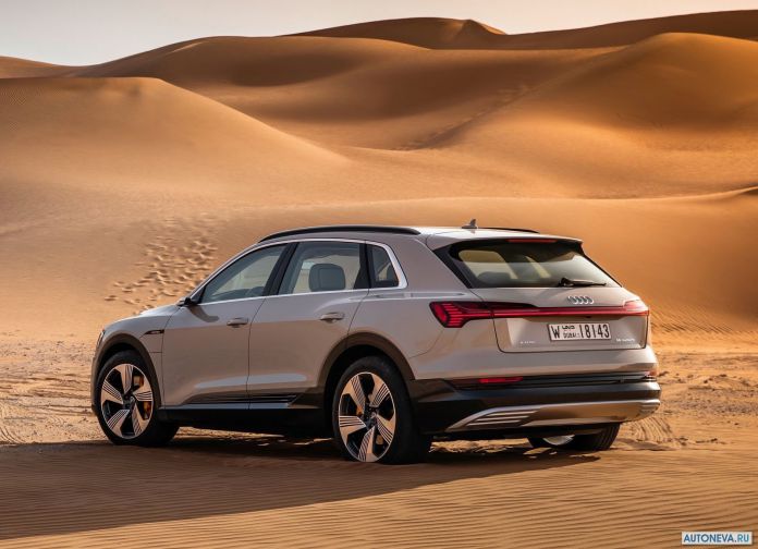 2020 Audi e-tron - фотография 138 из 255