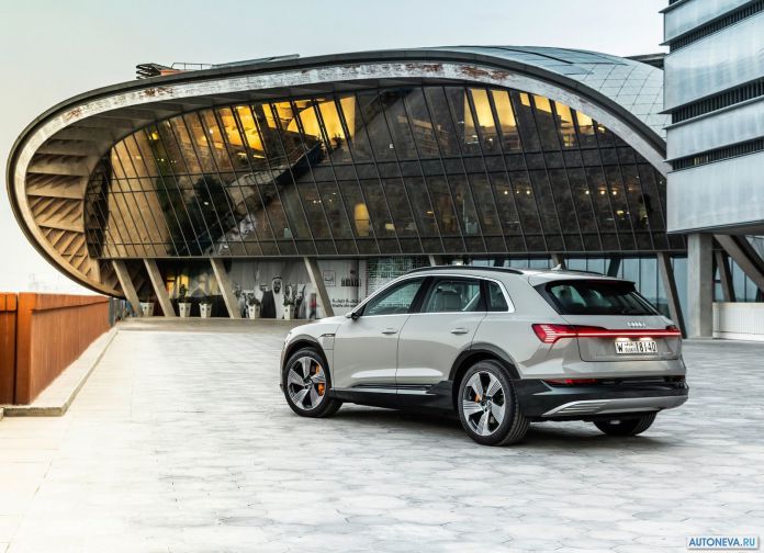 2020 Audi e-tron - фотография 144 из 255