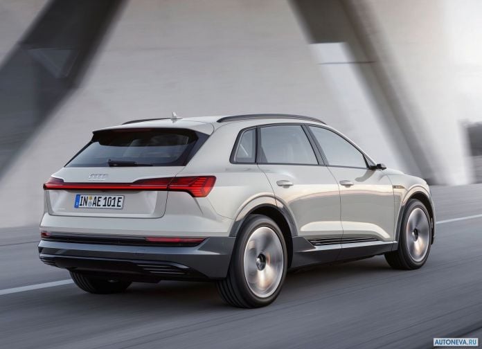 2020 Audi e-tron - фотография 151 из 255