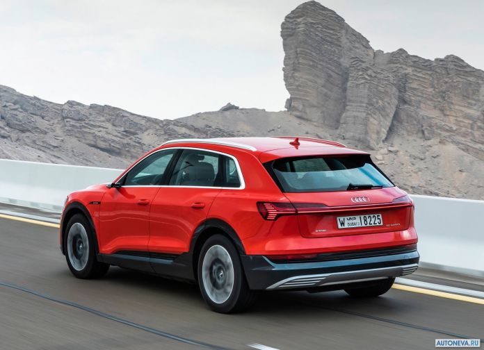 2020 Audi e-tron - фотография 161 из 255