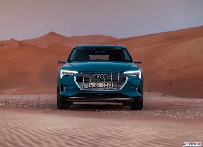 2020 Audi e-tron - фотография 174 из 255