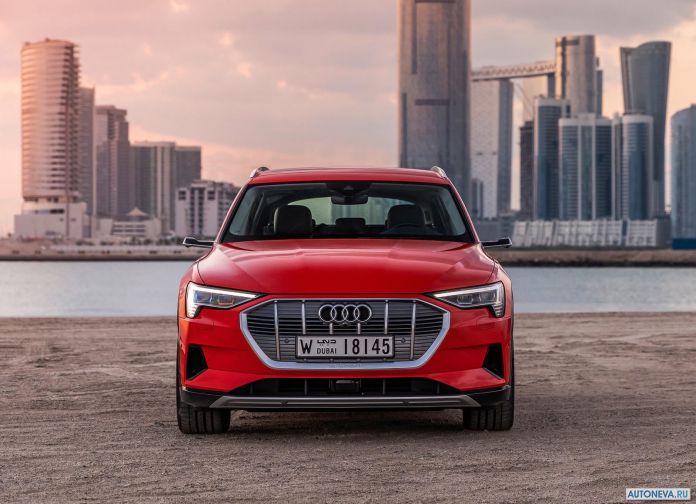2020 Audi e-tron - фотография 183 из 255