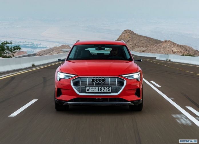 2020 Audi e-tron - фотография 184 из 255
