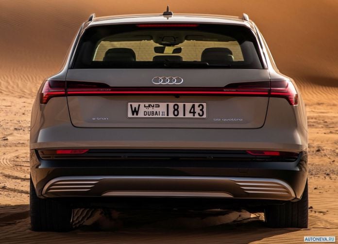 2020 Audi e-tron - фотография 186 из 255