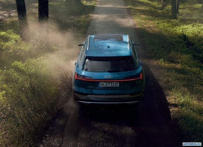2020 Audi e-tron - фотография 193 из 255
