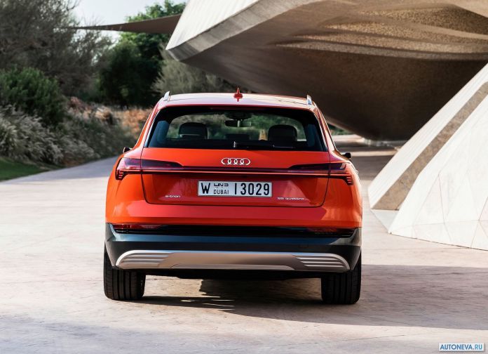 2020 Audi e-tron - фотография 194 из 255