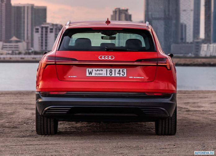2020 Audi e-tron - фотография 195 из 255