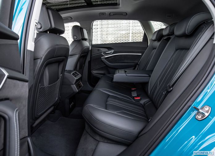 2020 Audi e-tron - фотография 217 из 255