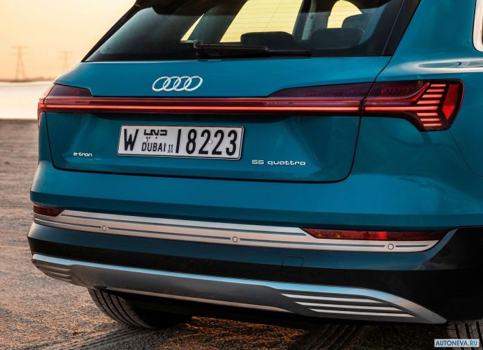 2020 Audi e-tron - фотография 231 из 255