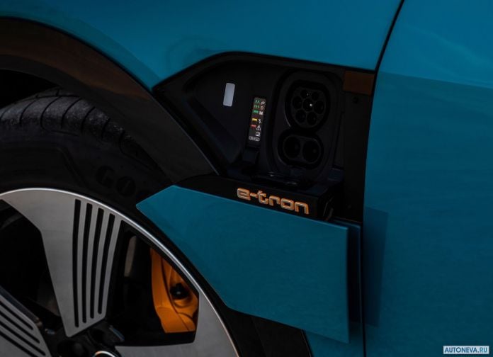 2020 Audi e-tron - фотография 243 из 255