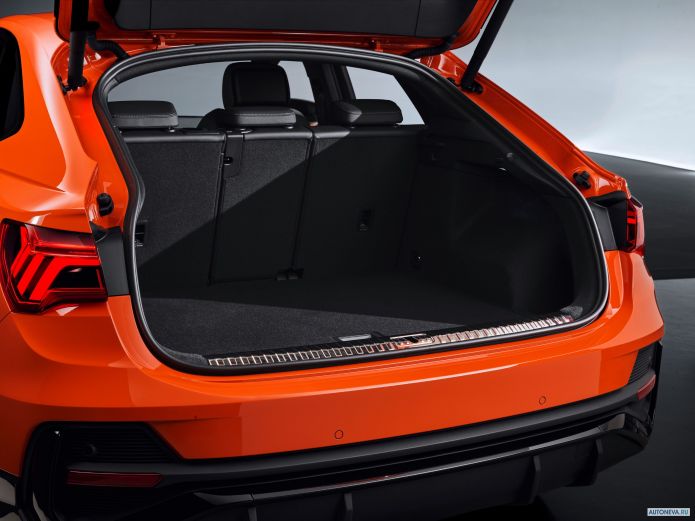 2020 Audi Q3 Sportback 35 TDI quattro S-line - фотография 18 из 21
