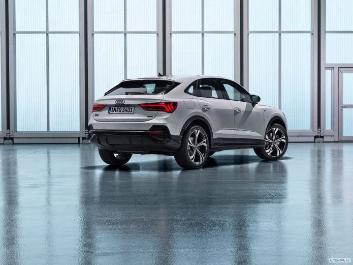 2020 Audi Q3 Sportback 45 TFSI quattro S-line - фотография 18 из 35