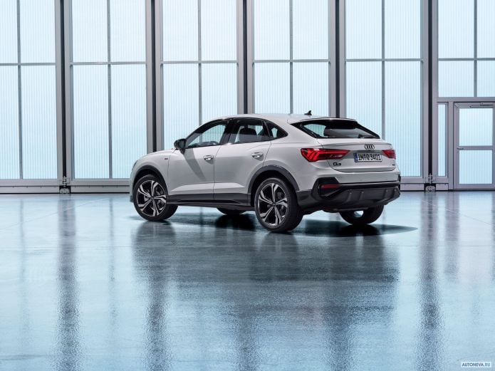 2020 Audi Q3 Sportback 45 TFSI quattro S-line - фотография 19 из 35