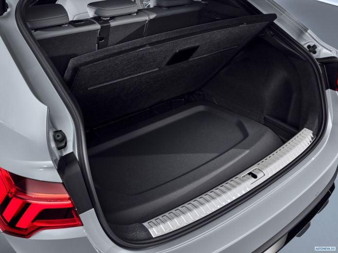 2020 Audi Q3 Sportback 45 TFSI quattro S-line - фотография 28 из 35