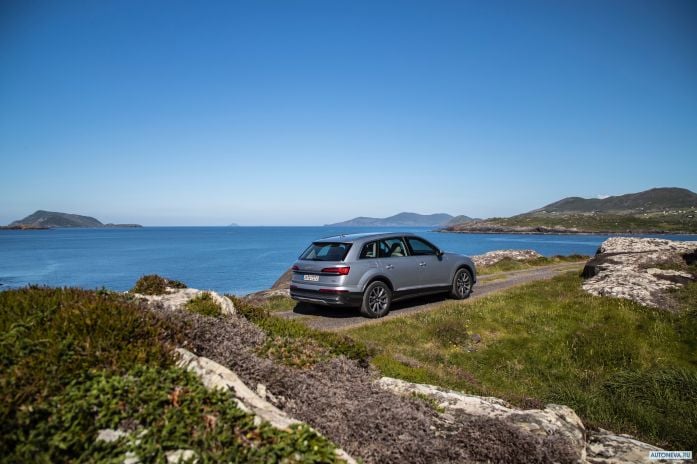 2020 Audi Q7 50 TFSI Quattro S-line - фотография 16 из 40