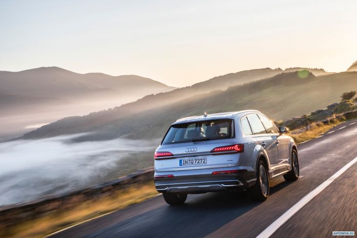 2020 Audi Q7 50 TFSI Quattro S-line - фотография 27 из 40