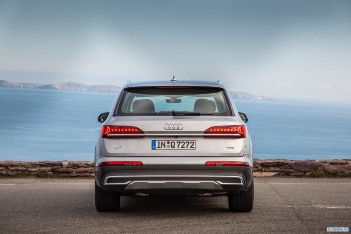 2020 Audi Q7 50 TFSI Quattro S-line - фотография 30 из 40