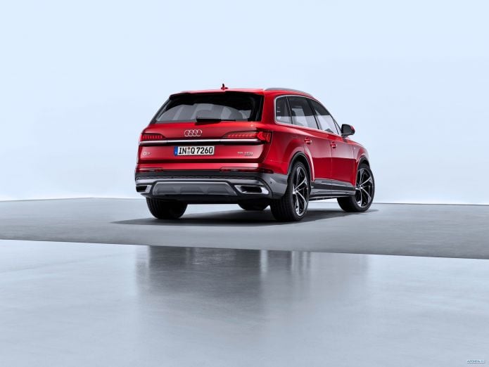 2020 Audi Q7 55 TFSI Quattro S-line - фотография 11 из 25