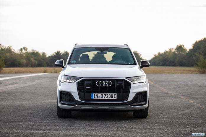 2020 Audi Q7 60 TFSI e quattro S-line - фотография 1 из 35