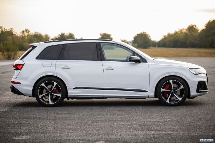 2020 Audi Q7 60 TFSI e quattro S-line - фотография 8 из 35
