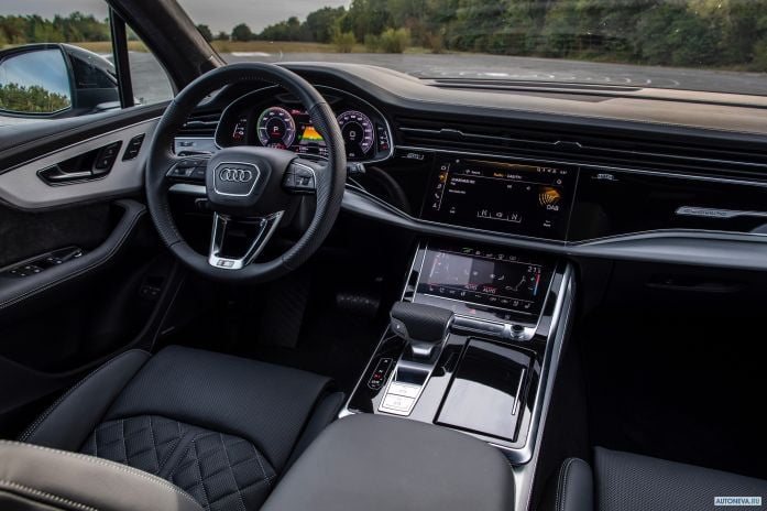2020 Audi Q7 60 TFSI e quattro S-line - фотография 15 из 35