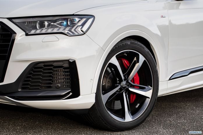 2020 Audi Q7 60 TFSI e quattro S-line - фотография 22 из 35