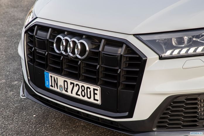 2020 Audi Q7 60 TFSI e quattro S-line - фотография 32 из 35