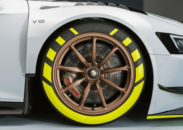 2020 Audi R8 LMS GT2 - фотография 18 из 19