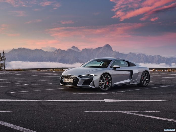 2020 Audi R8 RWD Coupe - фотография 7 из 28