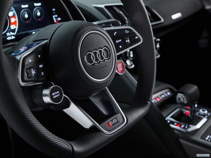 2020 Audi R8 RWD Coupe - фотография 24 из 28 2020 Audi R8 RWD Coupe - фотография 24 из 28