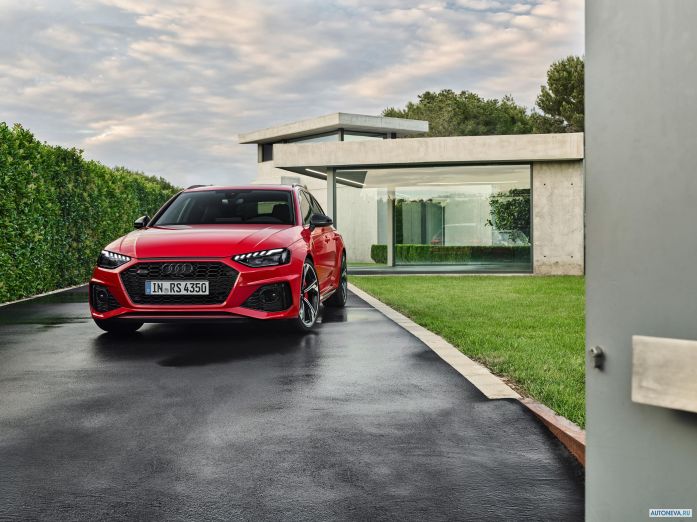 2020 Audi RS4 Avant - фотография 3 из 40