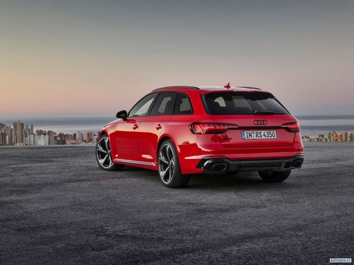 2020 Audi RS4 Avant - фотография 23 из 40