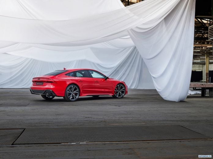 2020 Audi RS7 Sportback - фотография 24 из 40