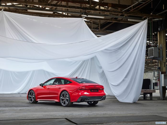 2020 Audi RS7 Sportback - фотография 27 из 40